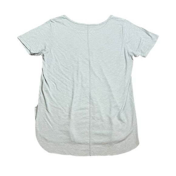 UNC Wilmington Seahawks Light Gray Women's Top, Size M - Picture 2 of 5